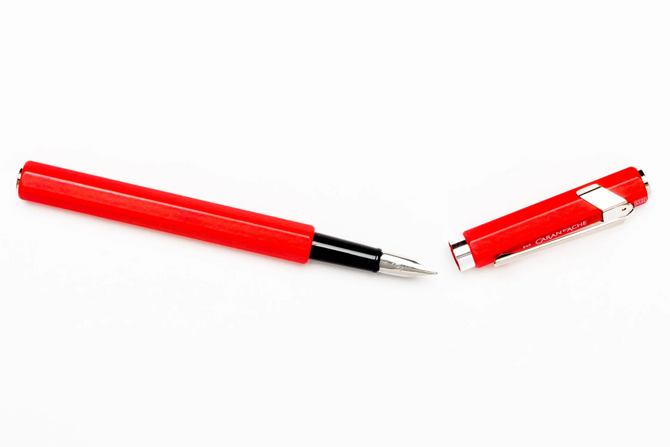 849 Fountain Pen Metal (Red)