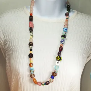 Hamia Mixed up bead Necklace